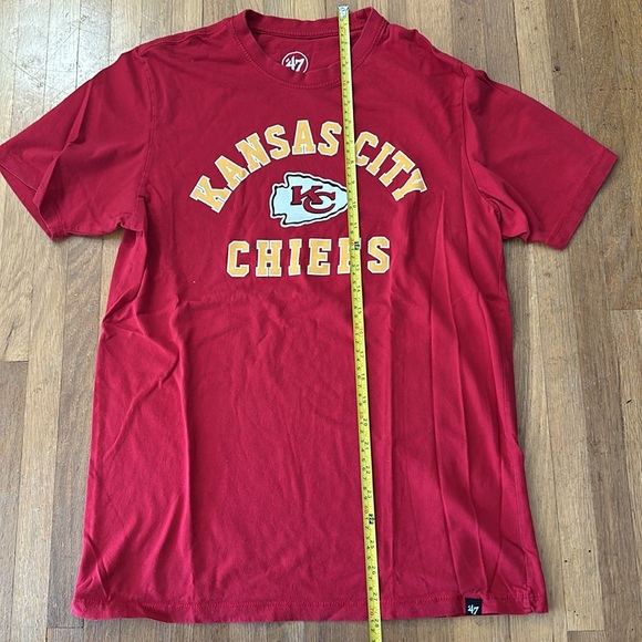 *last chance* 47 | Women’s red short sleeve Kansas City Chiefs tshirt - Picture 6 of 15
